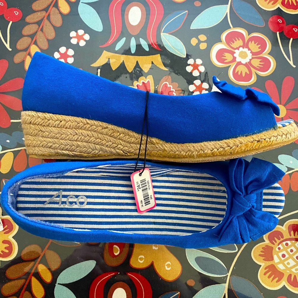 Vintage Nautical wedge peeptoe shoes